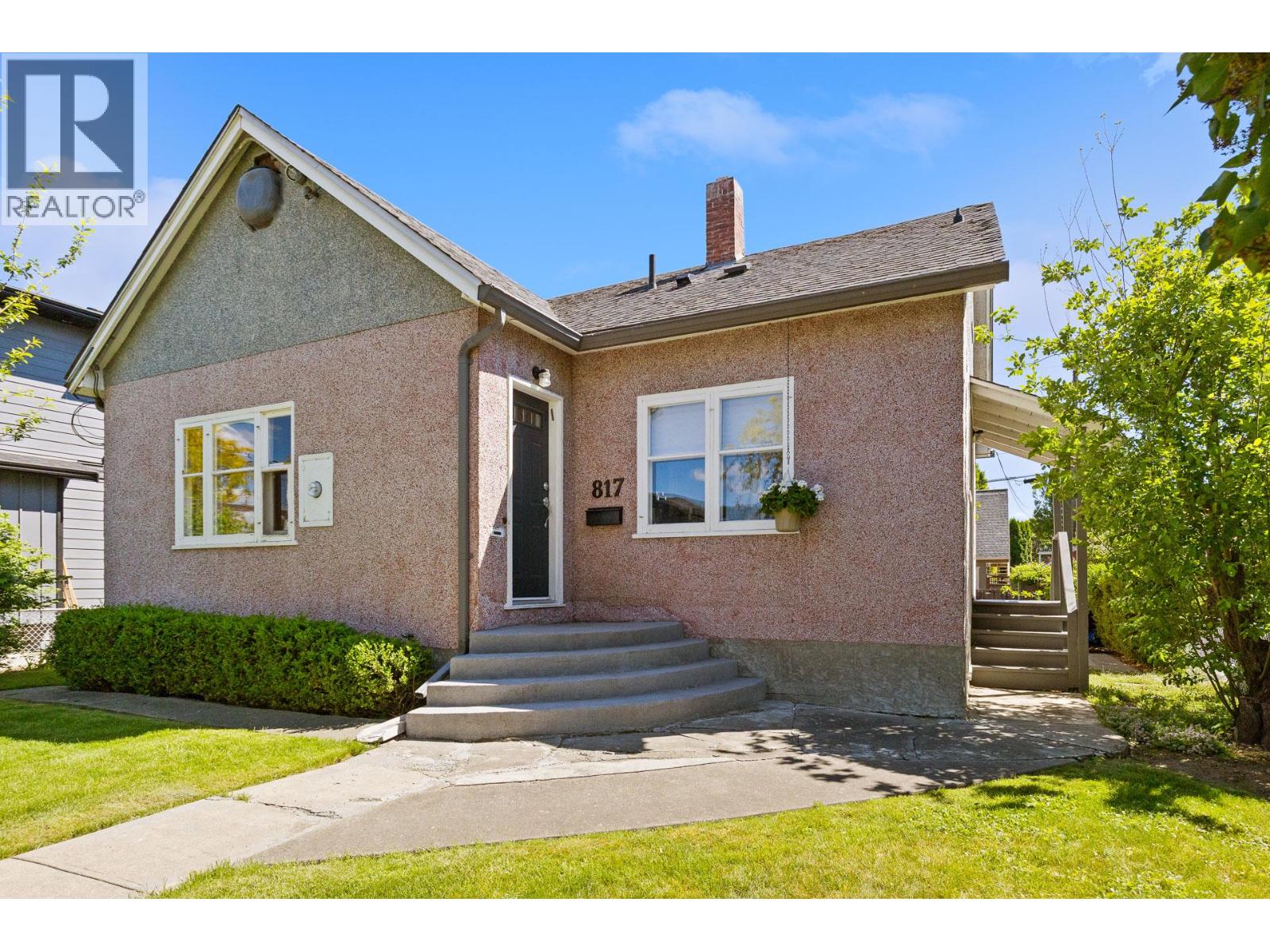 817 Fuller Avenue - 47