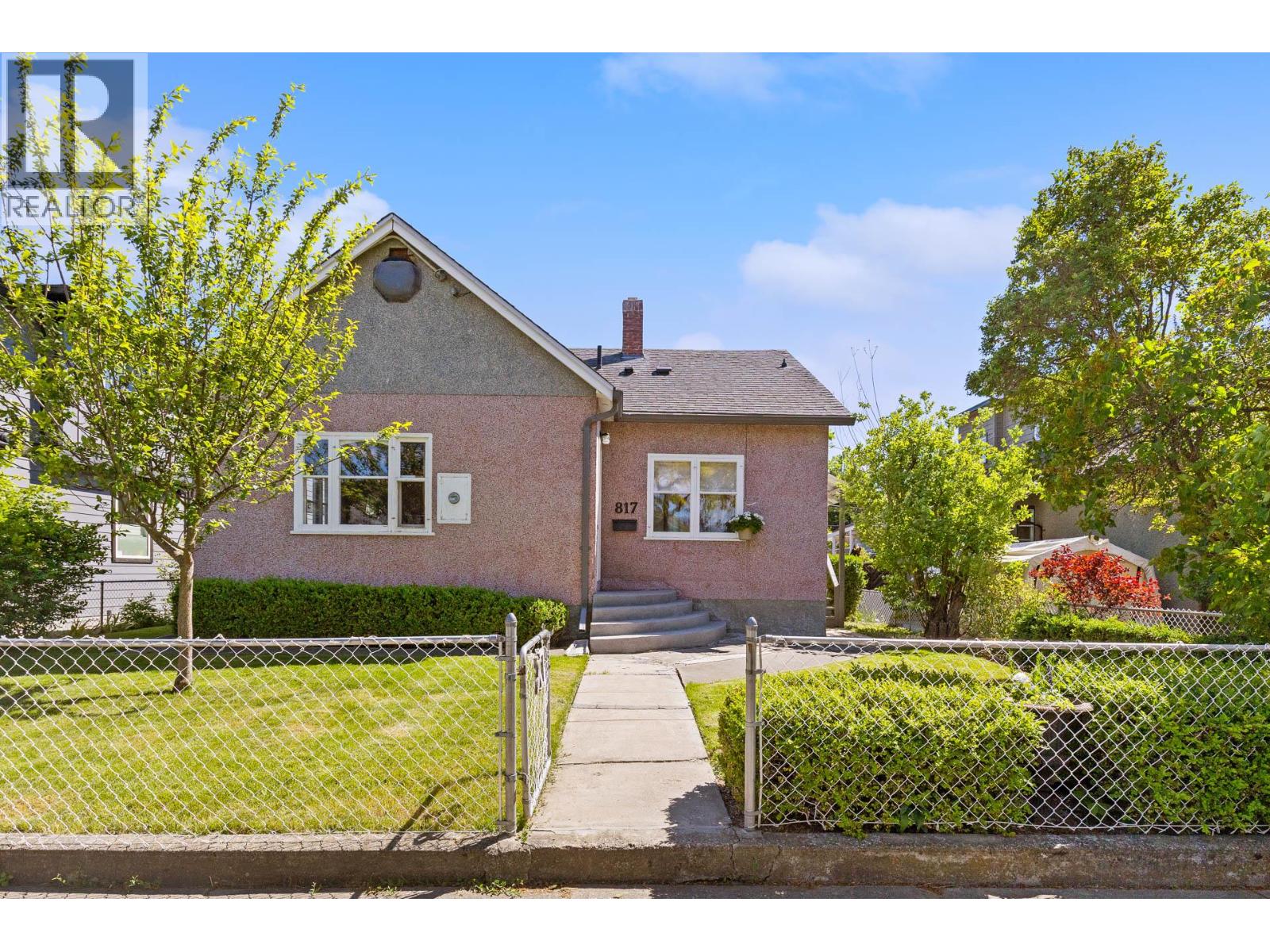 817 Fuller Avenue - 48