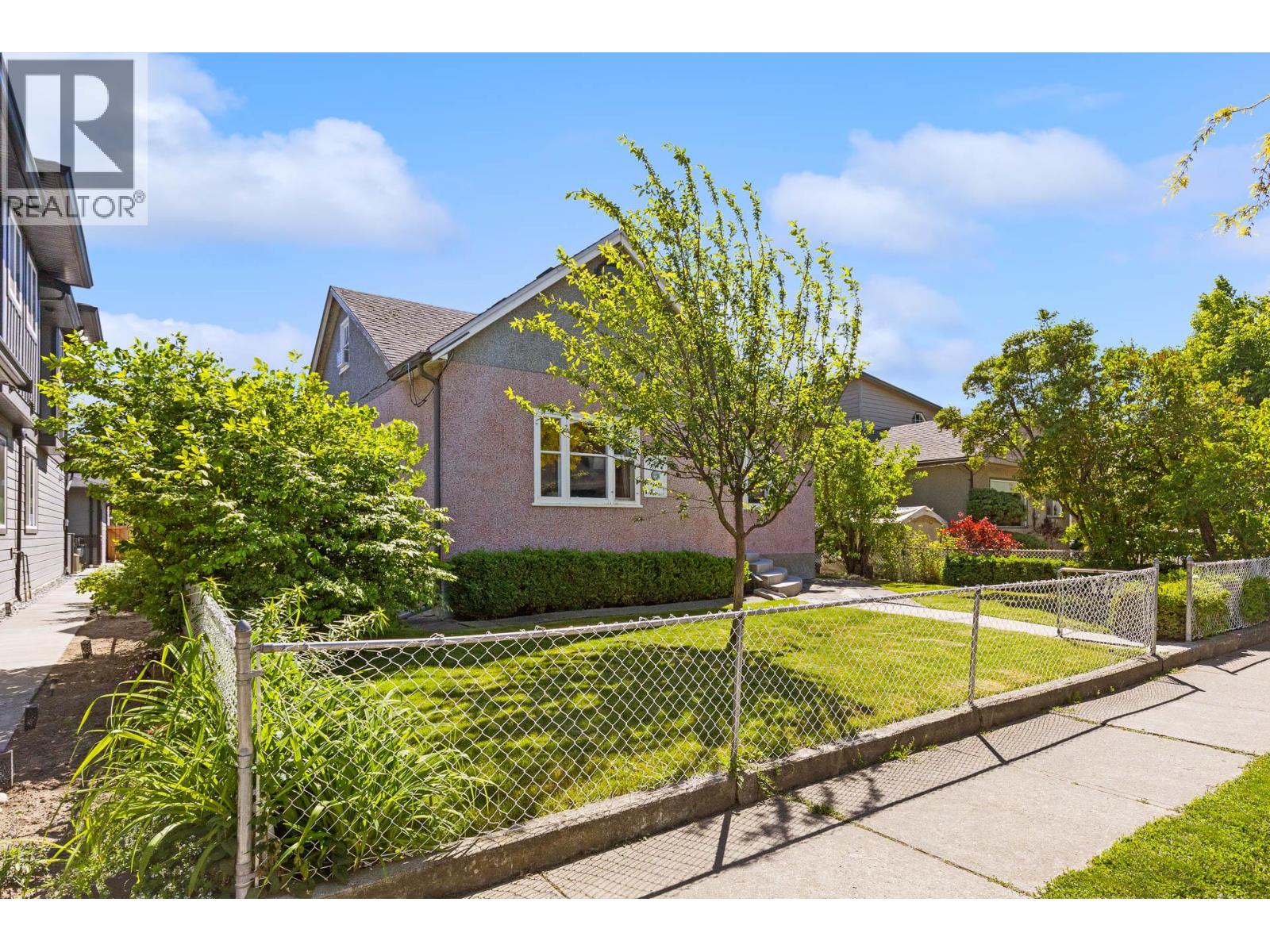 817 Fuller Avenue - 49