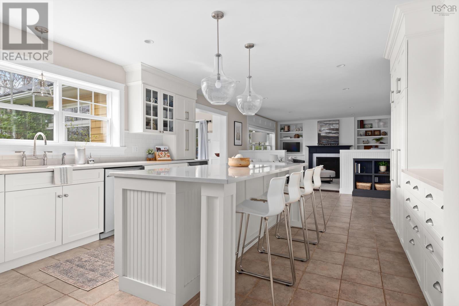 298 St Andrews Drive - 6