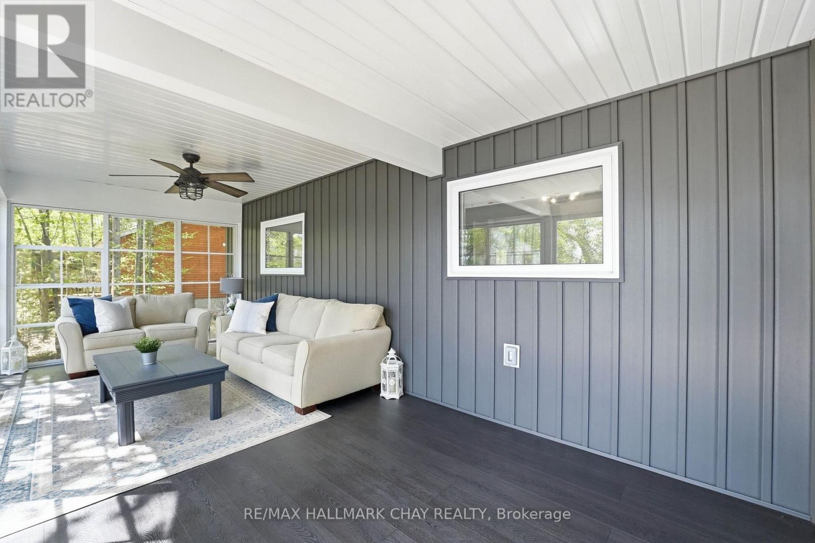 18 BAKER BOULEVARD - 35