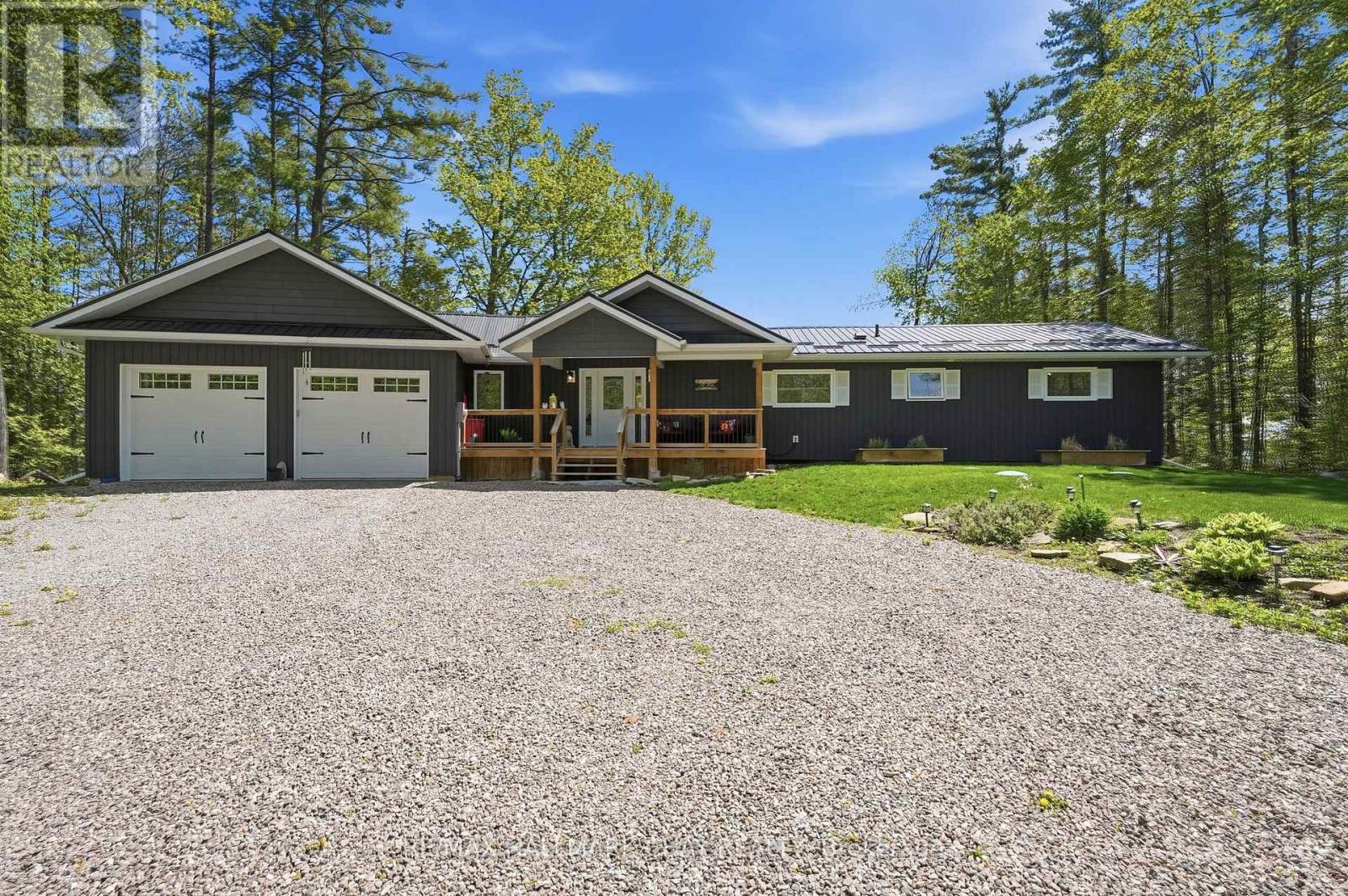 18 BAKER BOULEVARD - 41