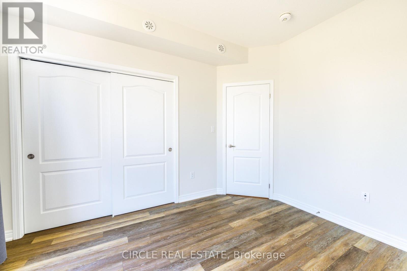 #7 5016 SERENA DRIVE - 17