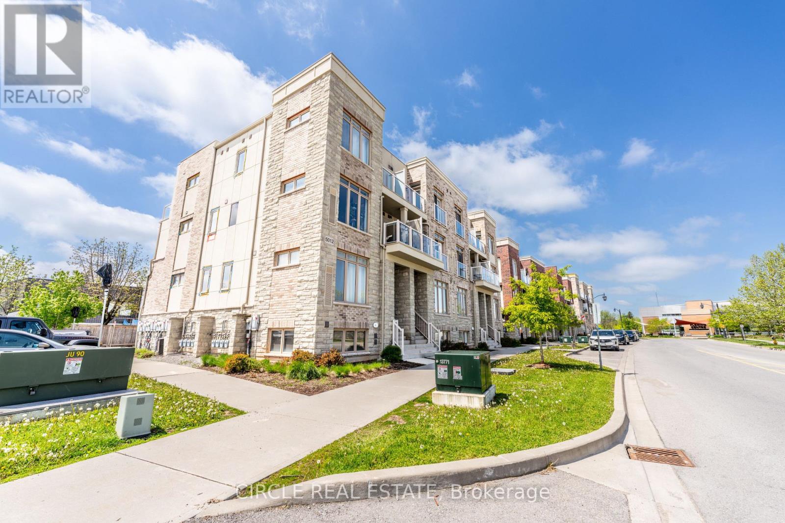#7 5016 SERENA DRIVE - 3