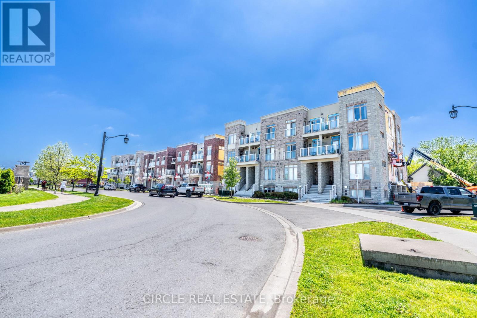 #7 5016 SERENA DRIVE - 4