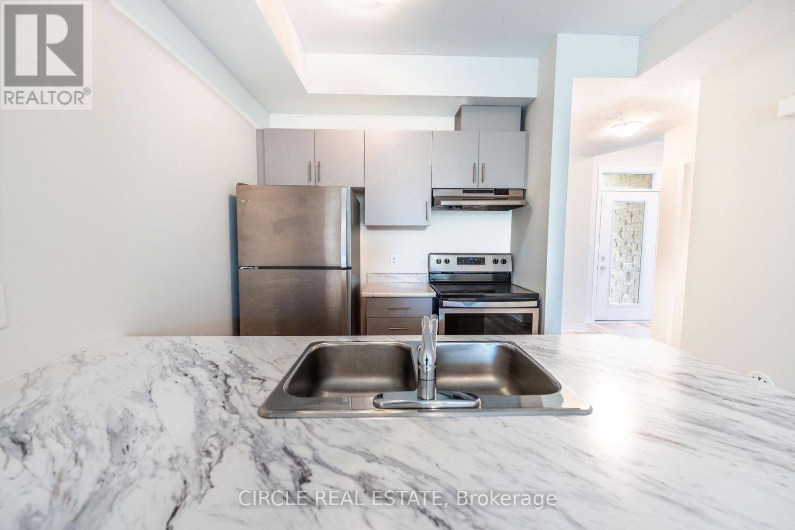 #7 5016 SERENA DRIVE - 9