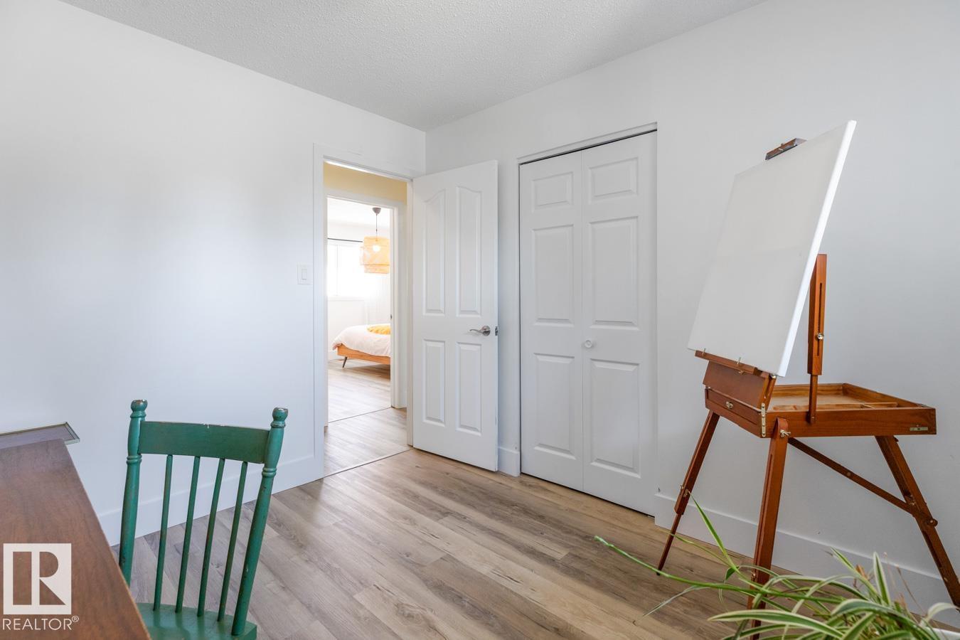 6908 19 AV NW - 23