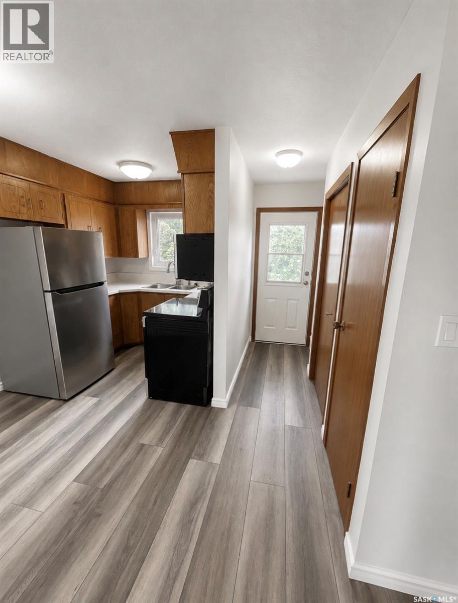 1510 McKercher DRIVE - 11