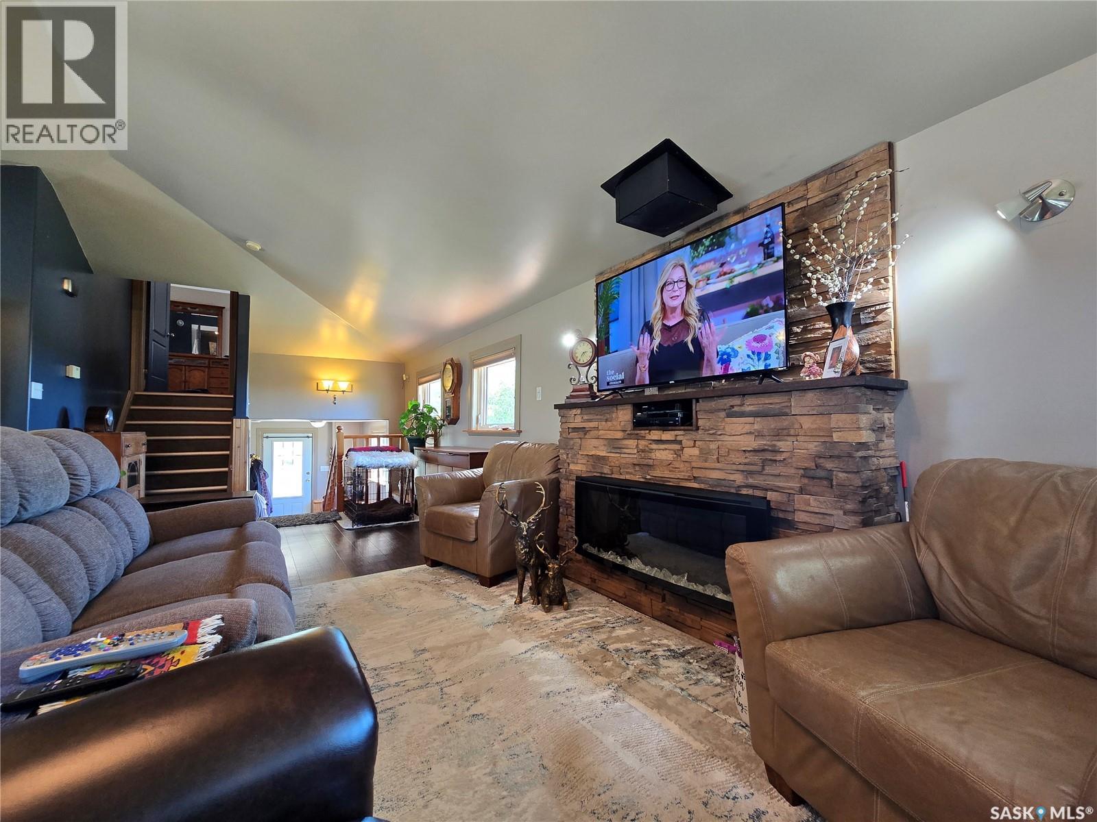 43 ASSINIBOIA AVENUE - 8
