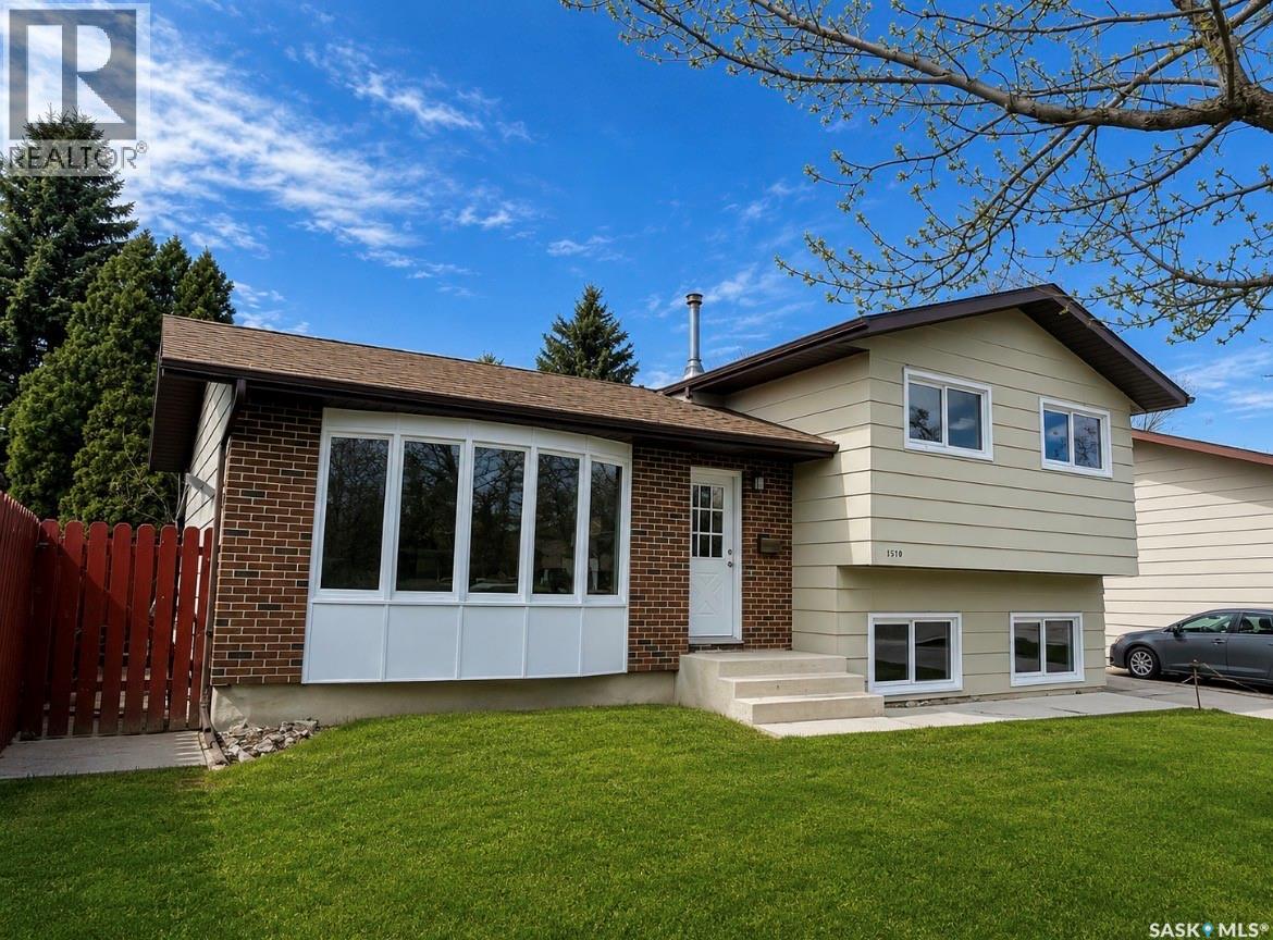 1510 McKercher DRIVE - Image 2