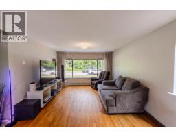 8074-8076 19th Avenue, Burnaby, BC V3N1G3 Photo 12