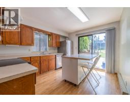 8074-8076 19th Avenue, Burnaby, BC V3N1G3 Photo 15
