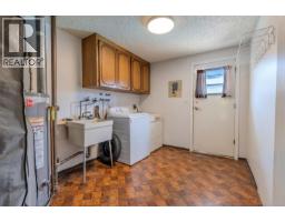 8074-8076 19th Avenue, Burnaby, BC V3N1G3 Photo 25