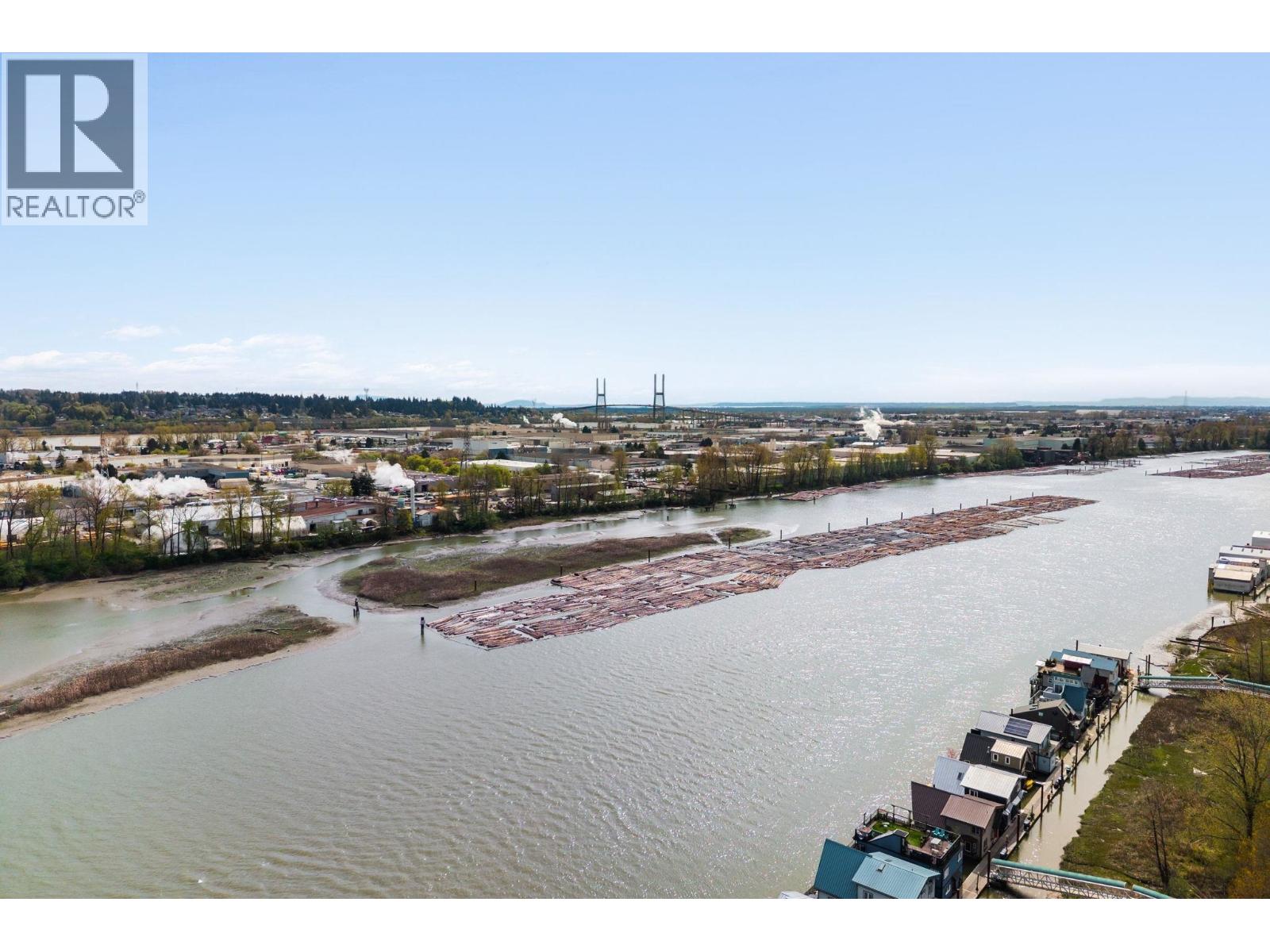 57 188 WOOD STREET, New Westminster