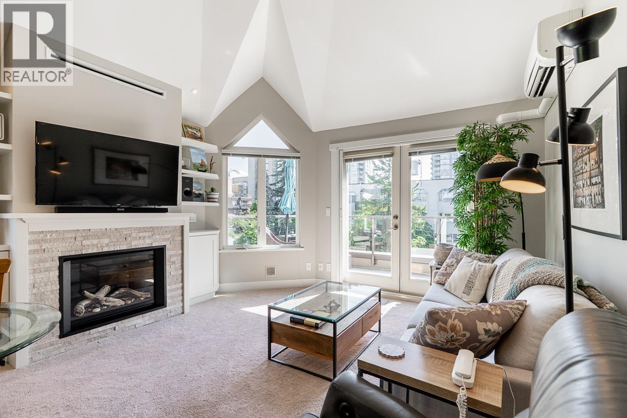 306 1535 CHESTERFIELD Avenue - main photo