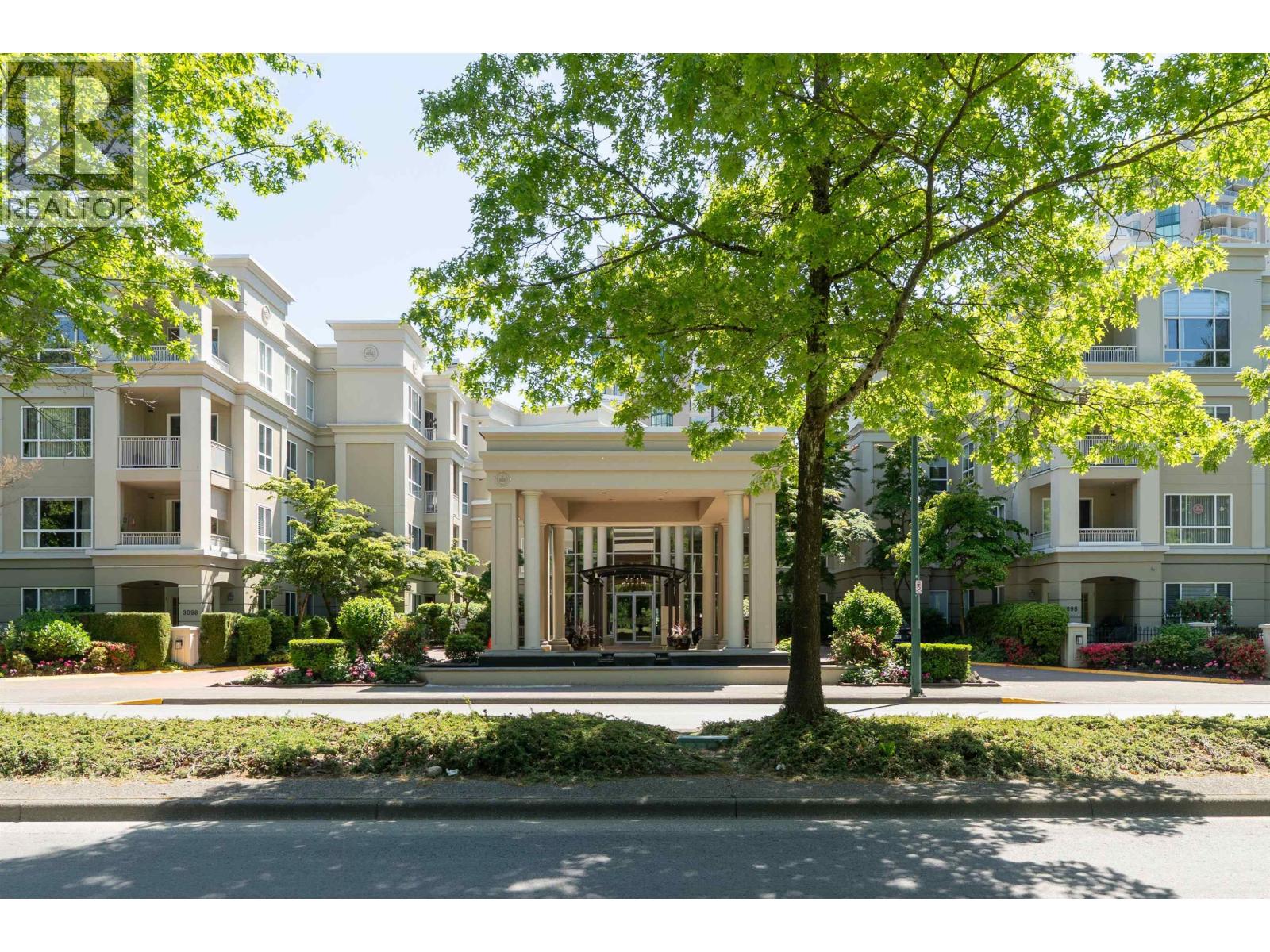 229 3098 GUILDFORD Way - main photo