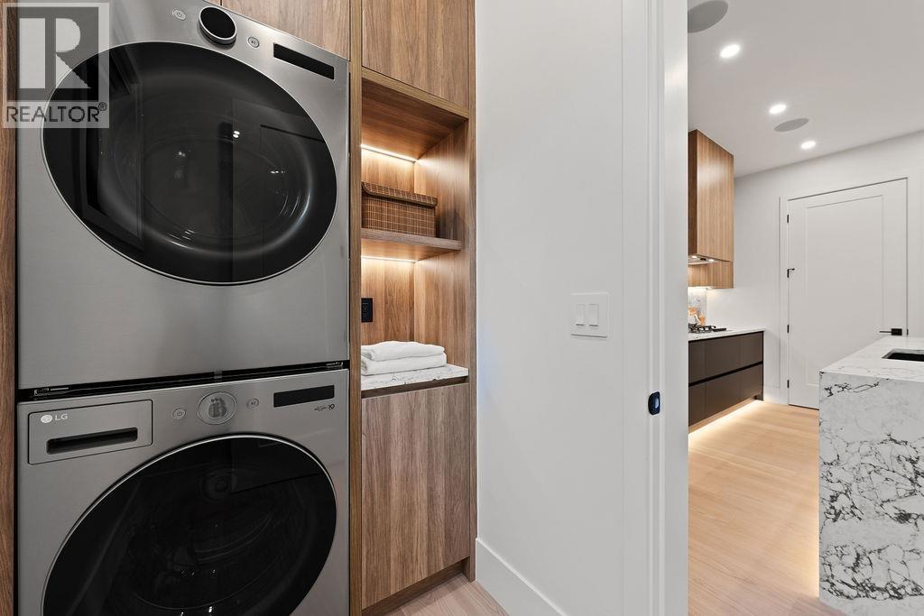 3 Bed, 3 Bath House for Sale in Vancouver – 5032 GRANVILLE STREET, Vancouver – MLS# R3127708 - Image 12