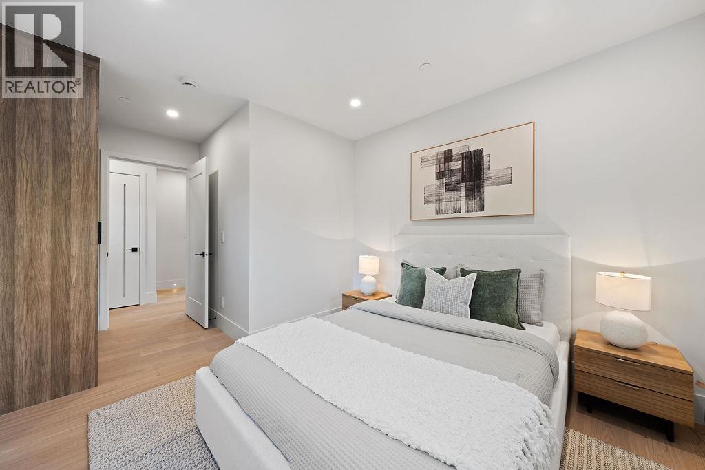 3 Bed, 3 Bath House for Sale in Vancouver – 5032 GRANVILLE STREET, Vancouver – MLS# R3127708 - Image 2