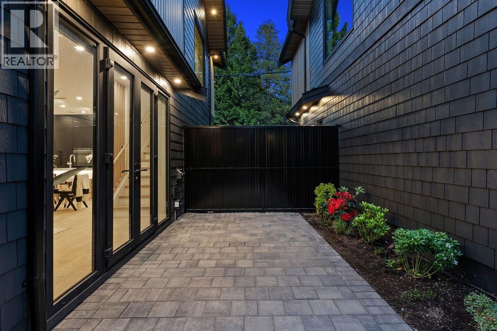 3 Bed, 3 Bath House for Sale in Vancouver – 5032 GRANVILLE STREET, Vancouver – MLS# R3127708 - Image 8