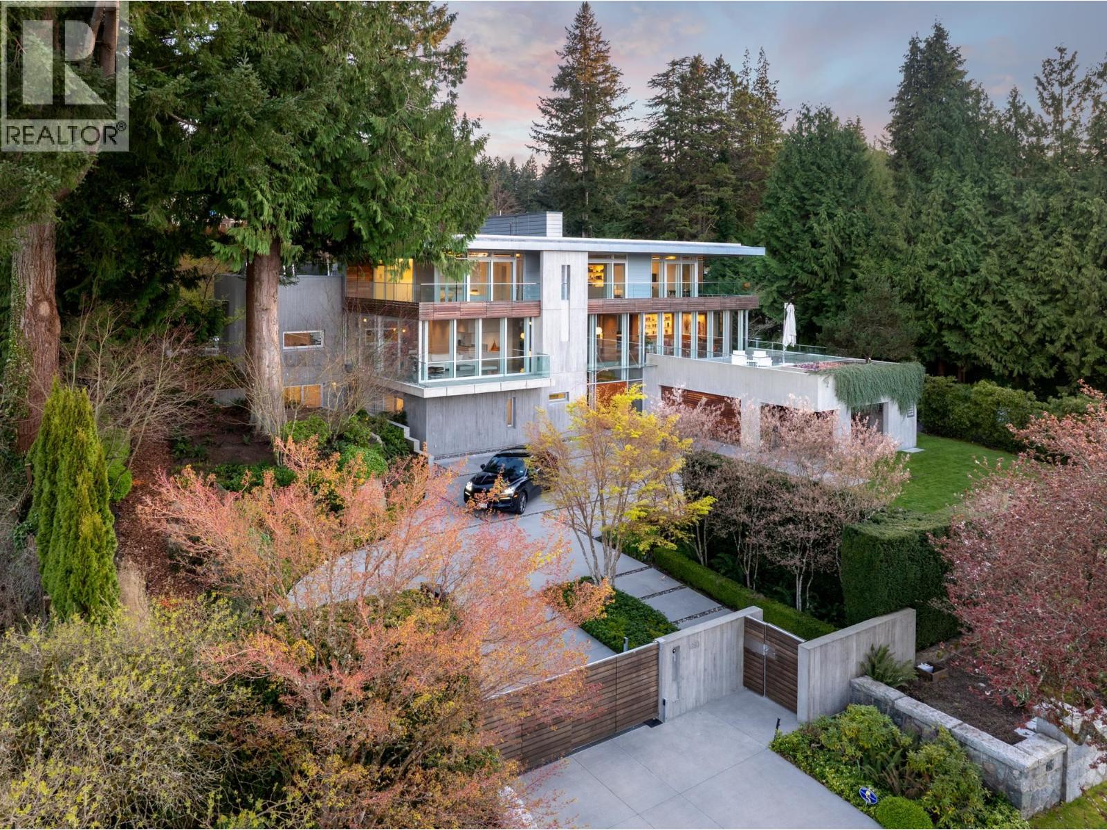 4850 FANNIN Avenue - main photo