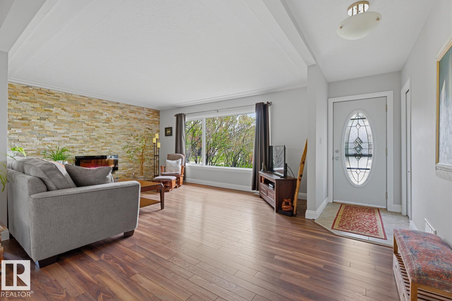 8754 STRATHEARN DR NW NW - Image 3