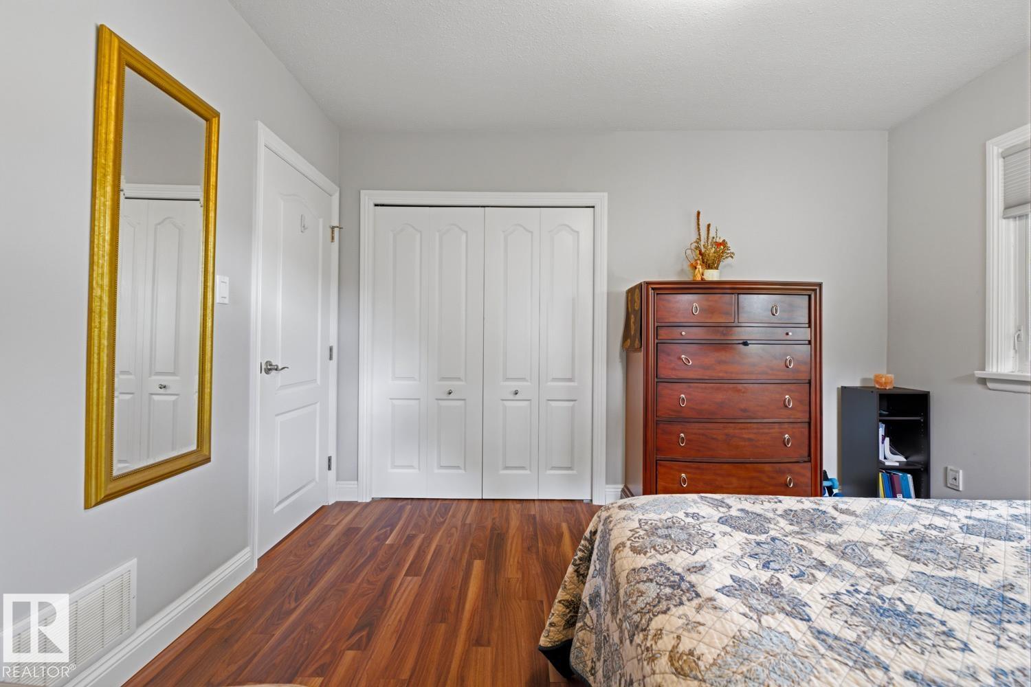 8754 STRATHEARN DR NW NW - 16