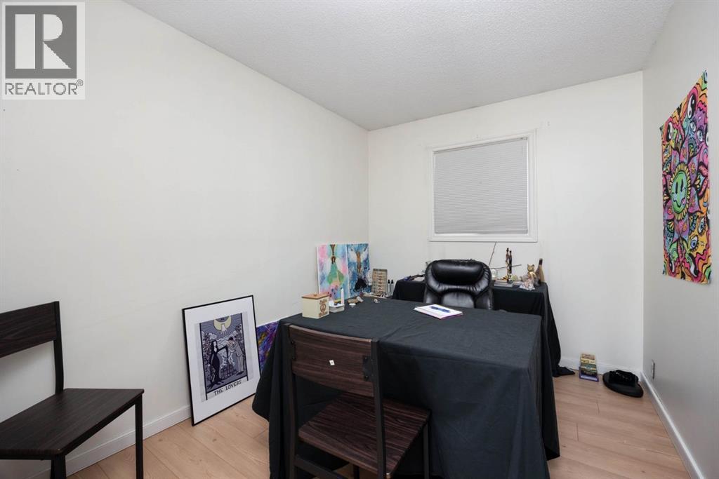 241 Bird Crescent - 9