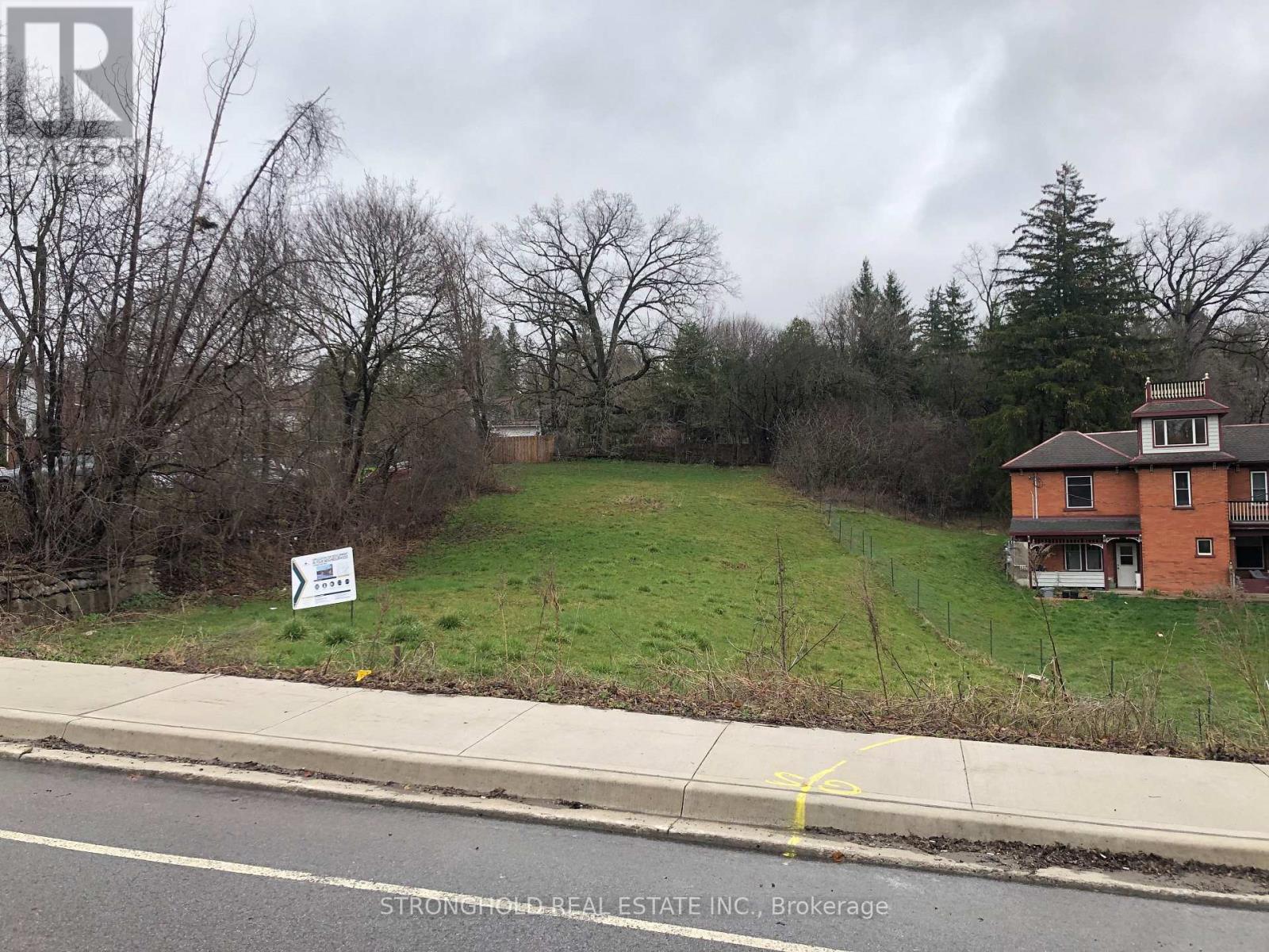 26 BRIDGE STREET W, Kitchener — photo 2