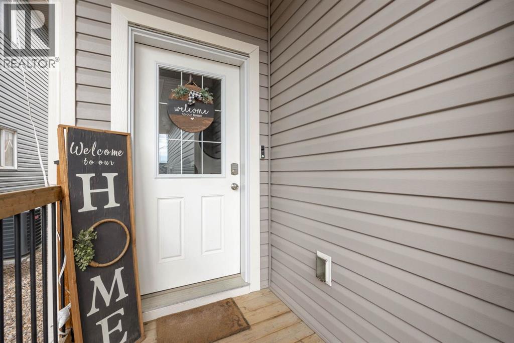 115 Athabasca Crescent - Image 2
