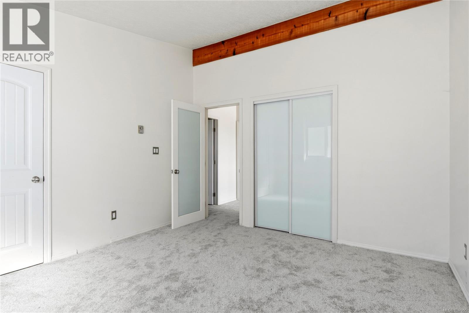 648 Galerno Rd - 22