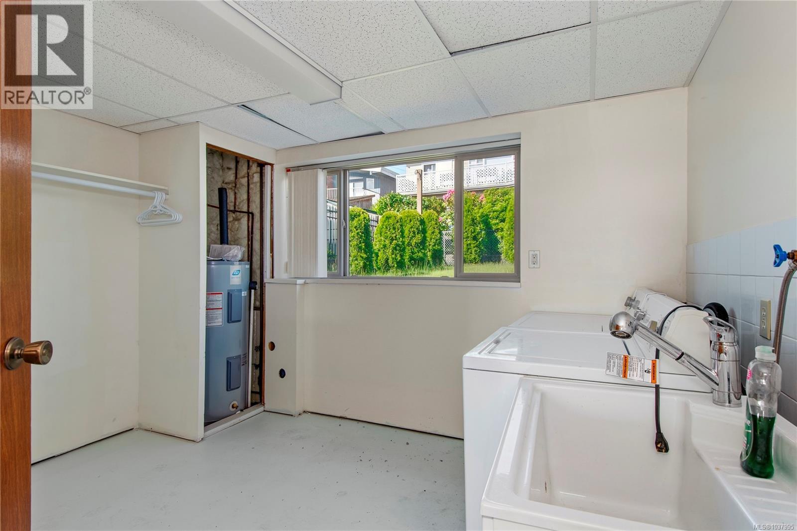 648 Galerno Rd - 32