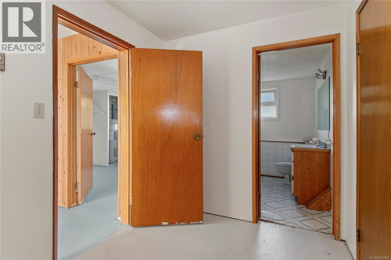 648 Galerno Rd, Campbell River
