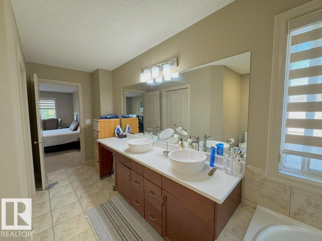 1206 MCKINNEY CO NW - 26