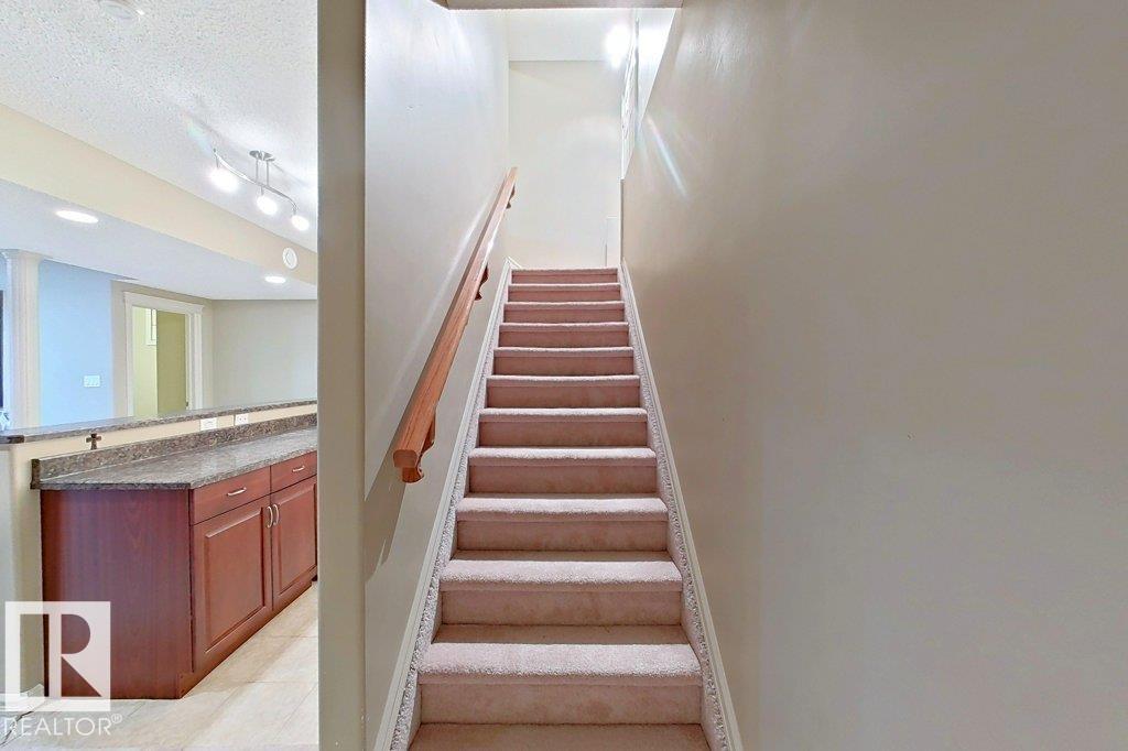 1206 MCKINNEY CO NW - 36