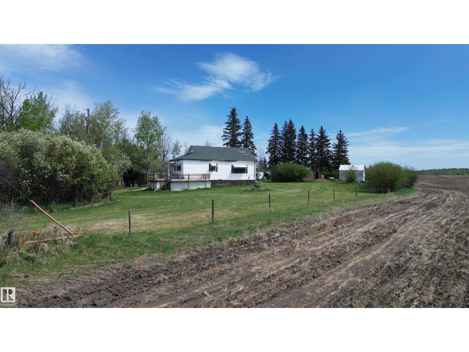 1029 Twp Rd 564 — photo 10