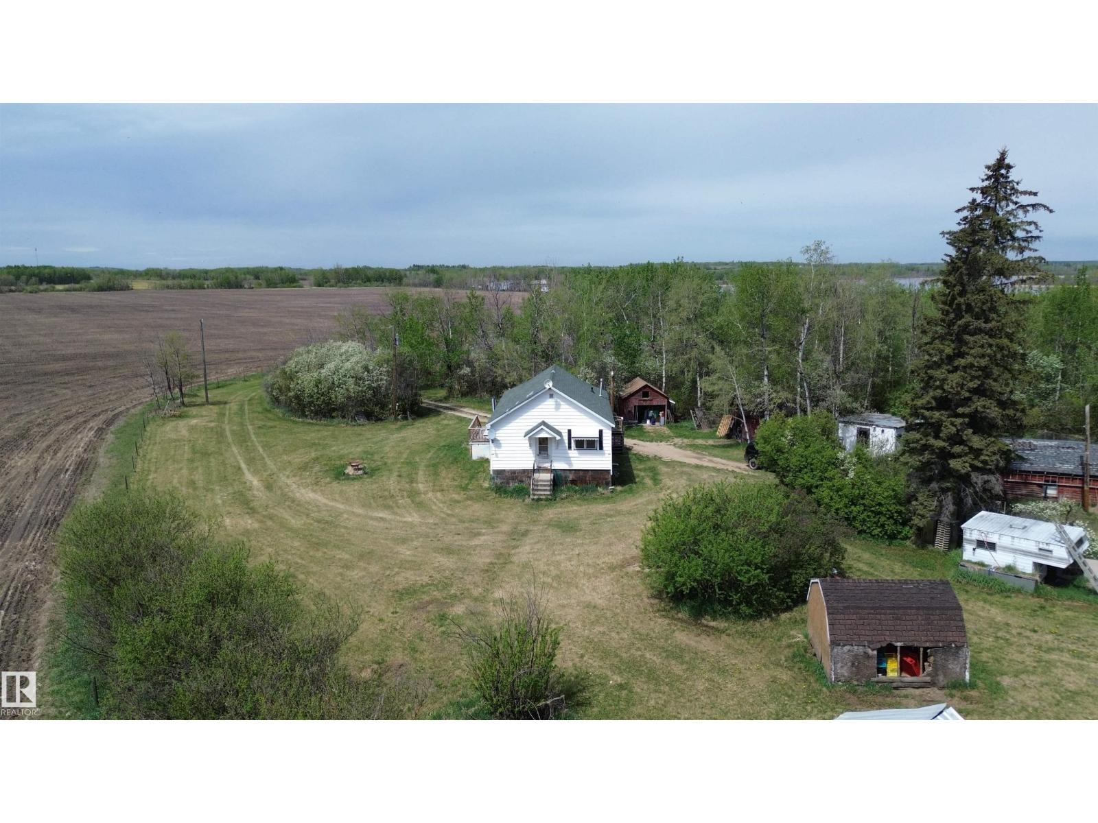 1029 Twp Rd 564 — photo 11