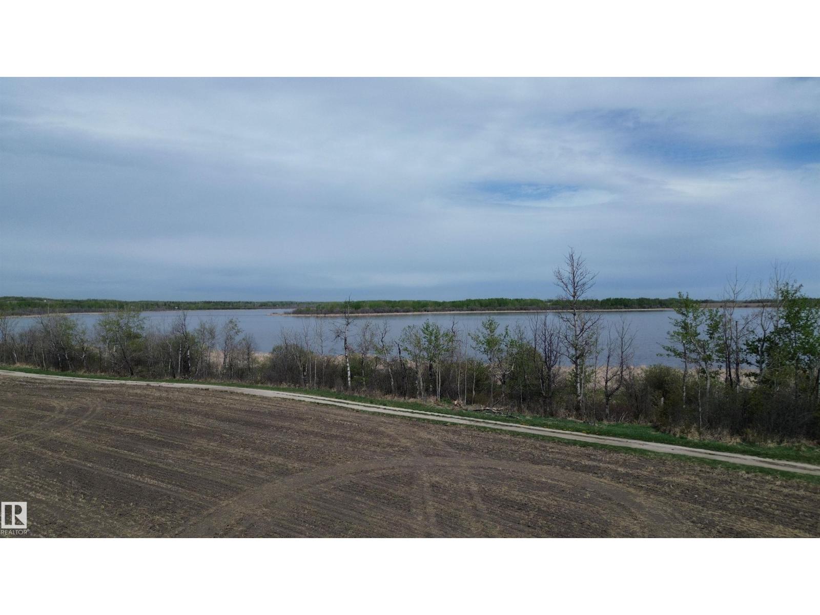 1029 Twp Rd 564 — photo 16