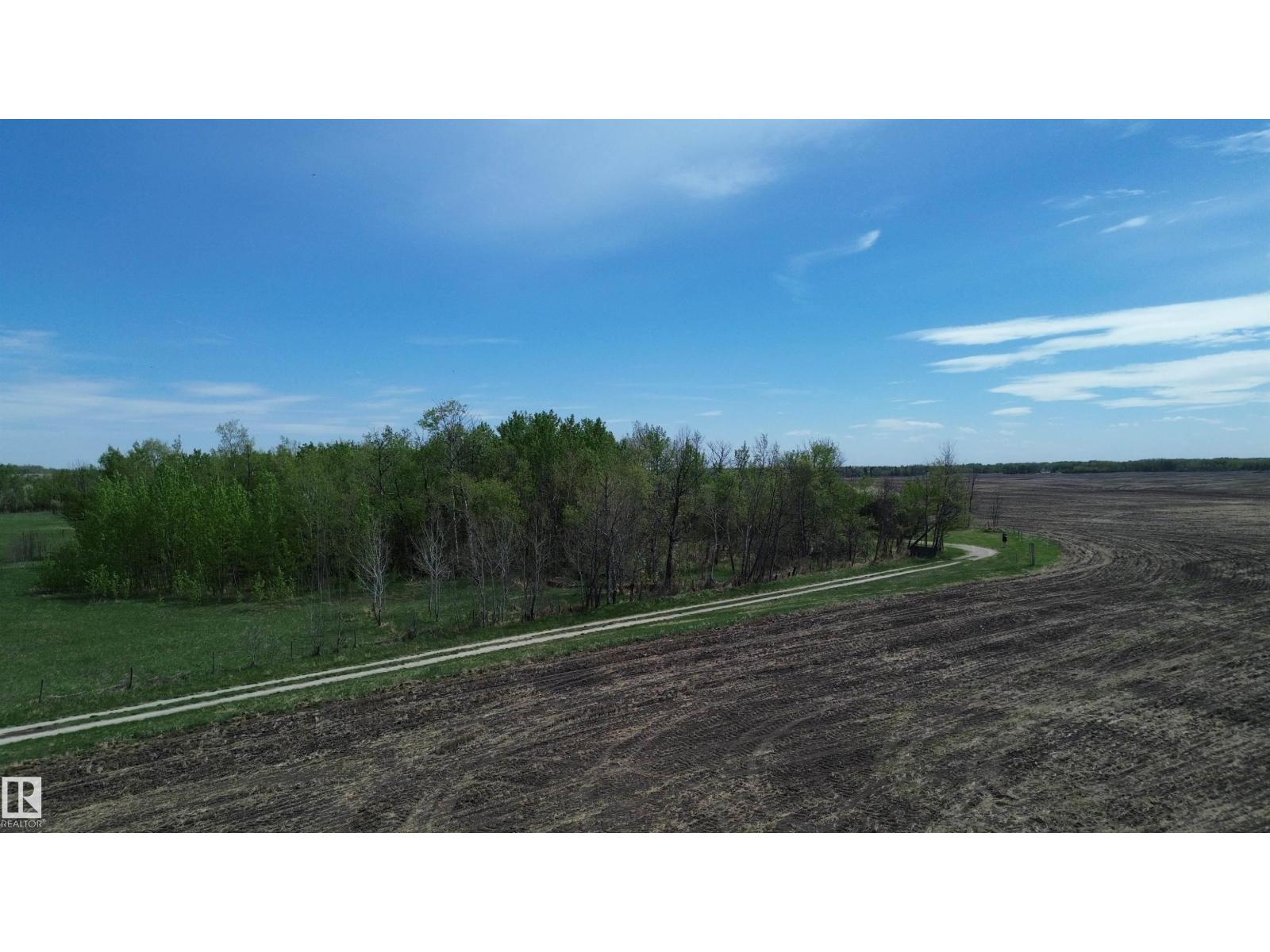 1029 Twp Rd 564 — photo 17