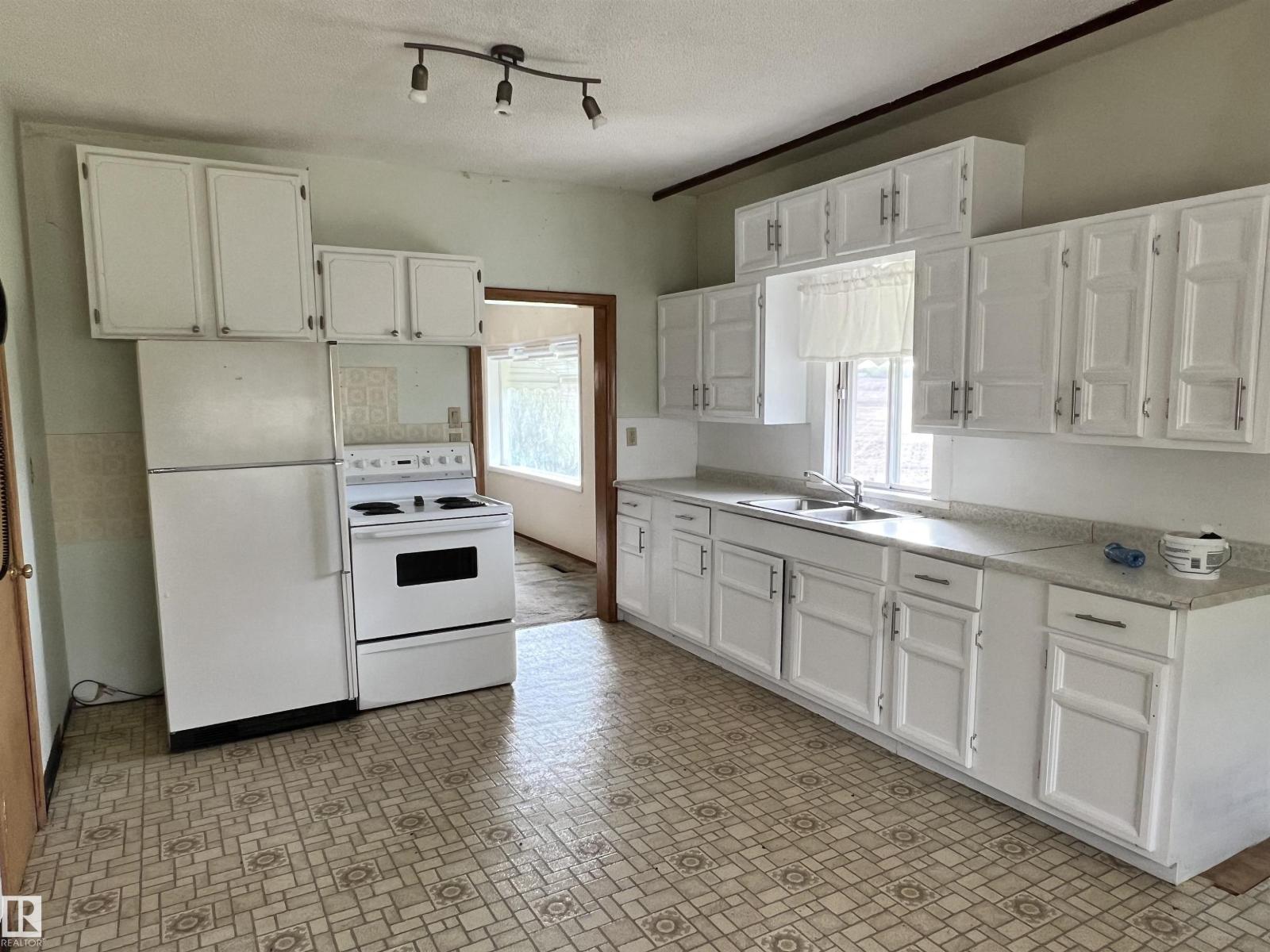 1029 Twp Rd 564 — photo 29