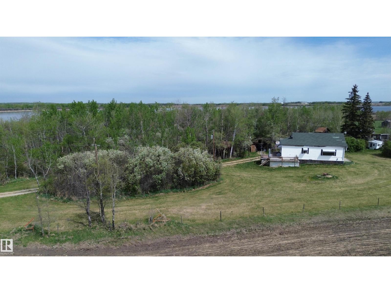 1029 Twp Rd 564 — photo 9