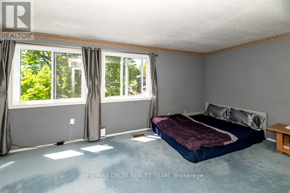 132 ACKLAM TERRACE W - 23