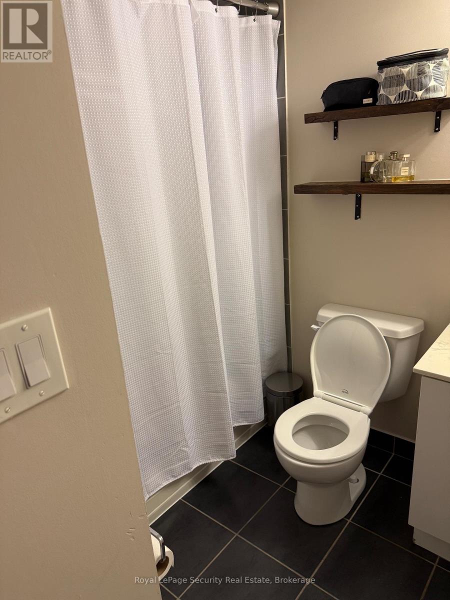 #310 801 SHEPPARD AVENUE - 11