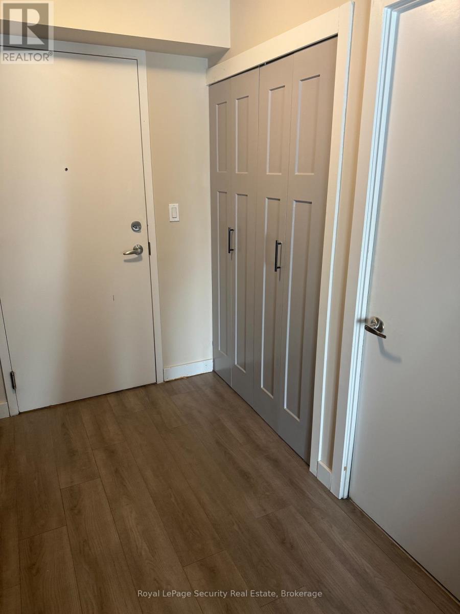 #310 801 SHEPPARD AVENUE - 8