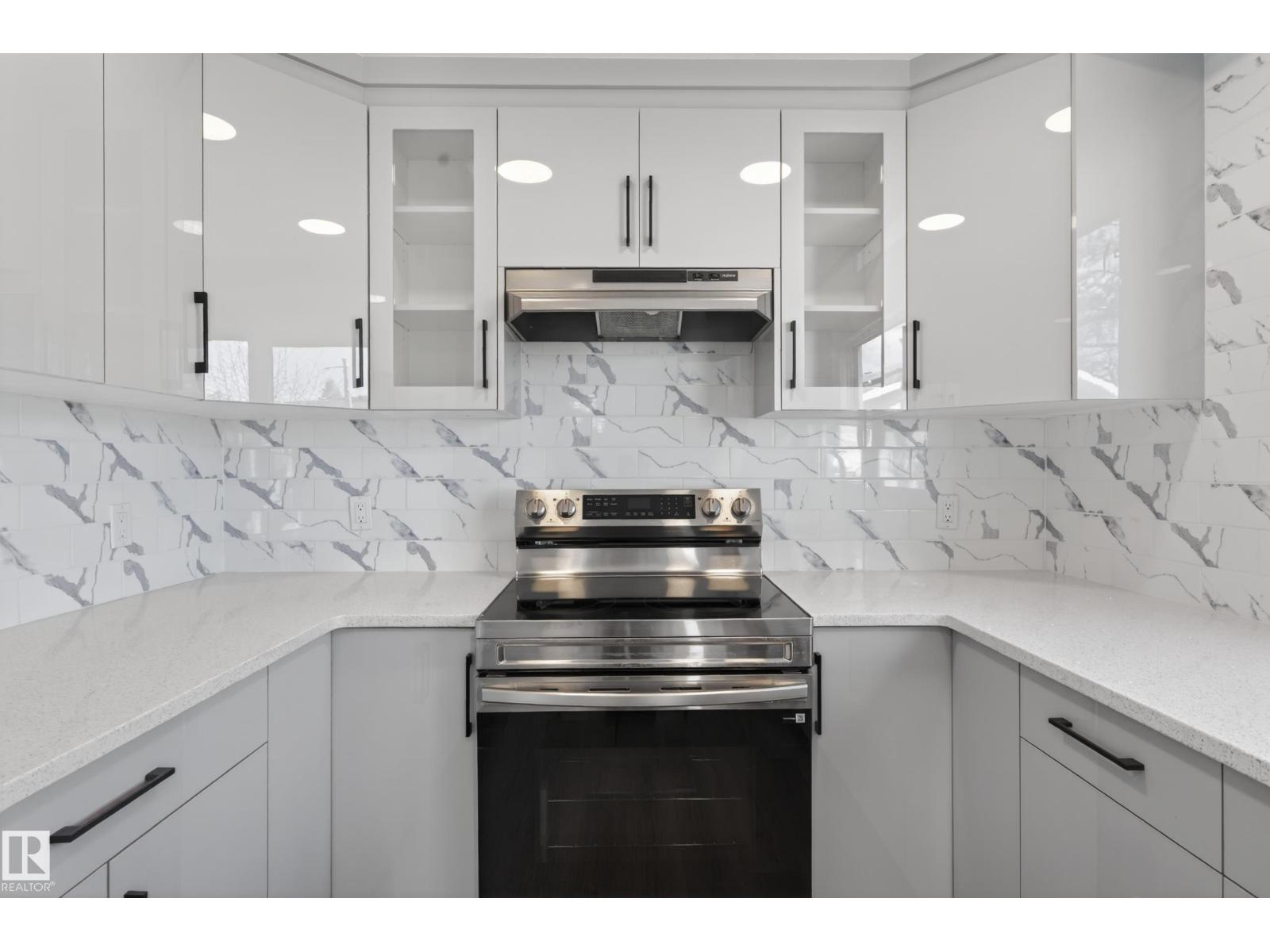 4312 41B ST - 23