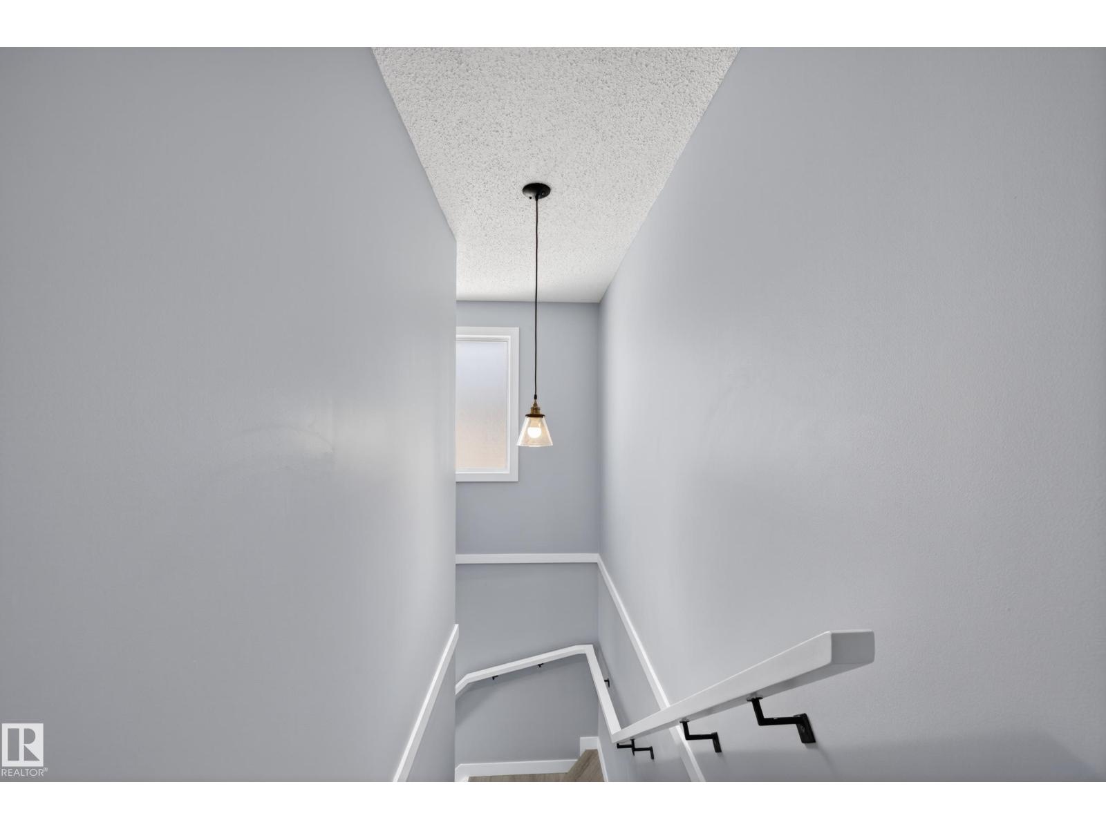 4312 41B ST - 31