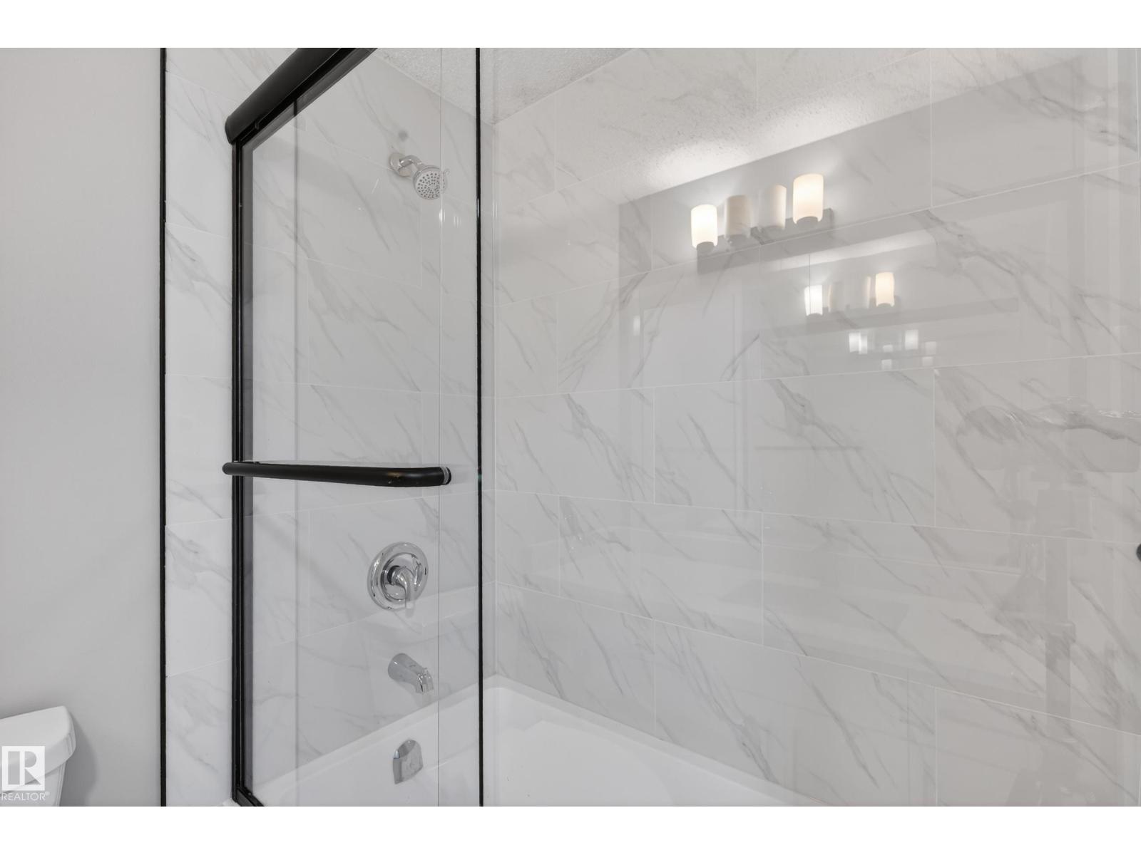 4312 41B ST - 37
