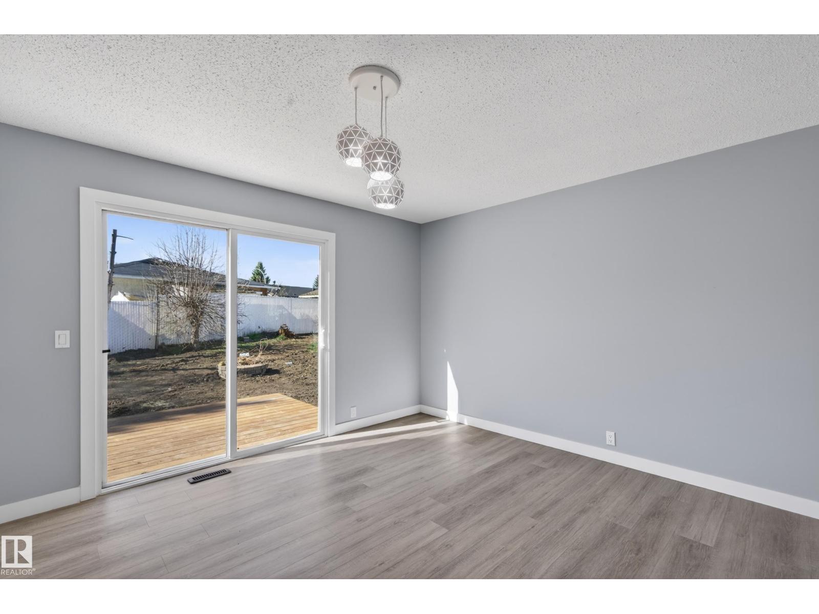 4312 41B ST - 18