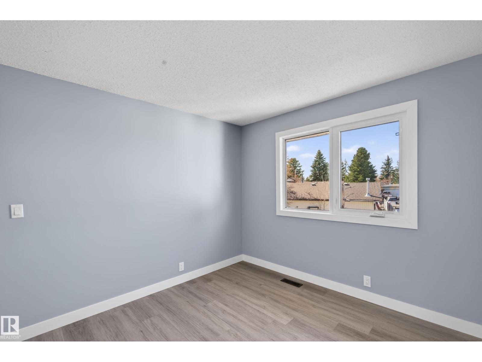 4312 41B ST - 41