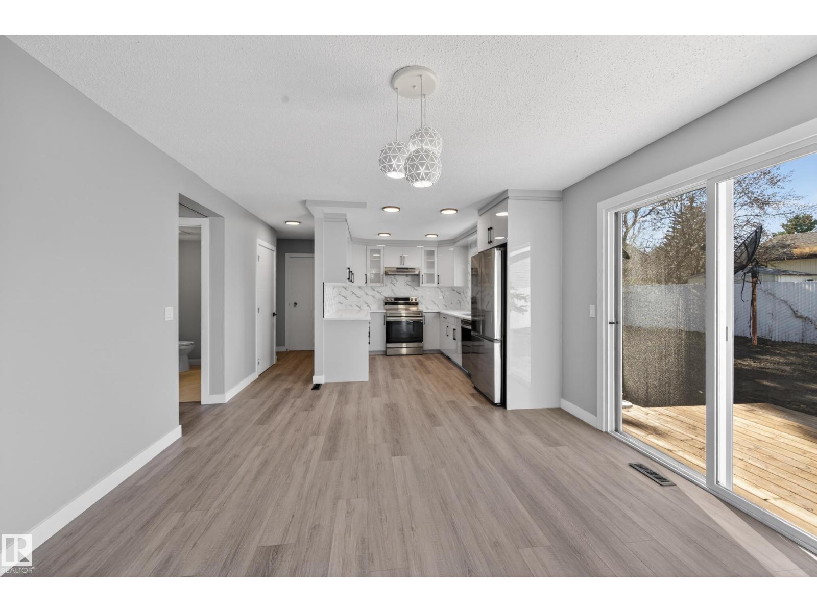 4312 41B ST - 20