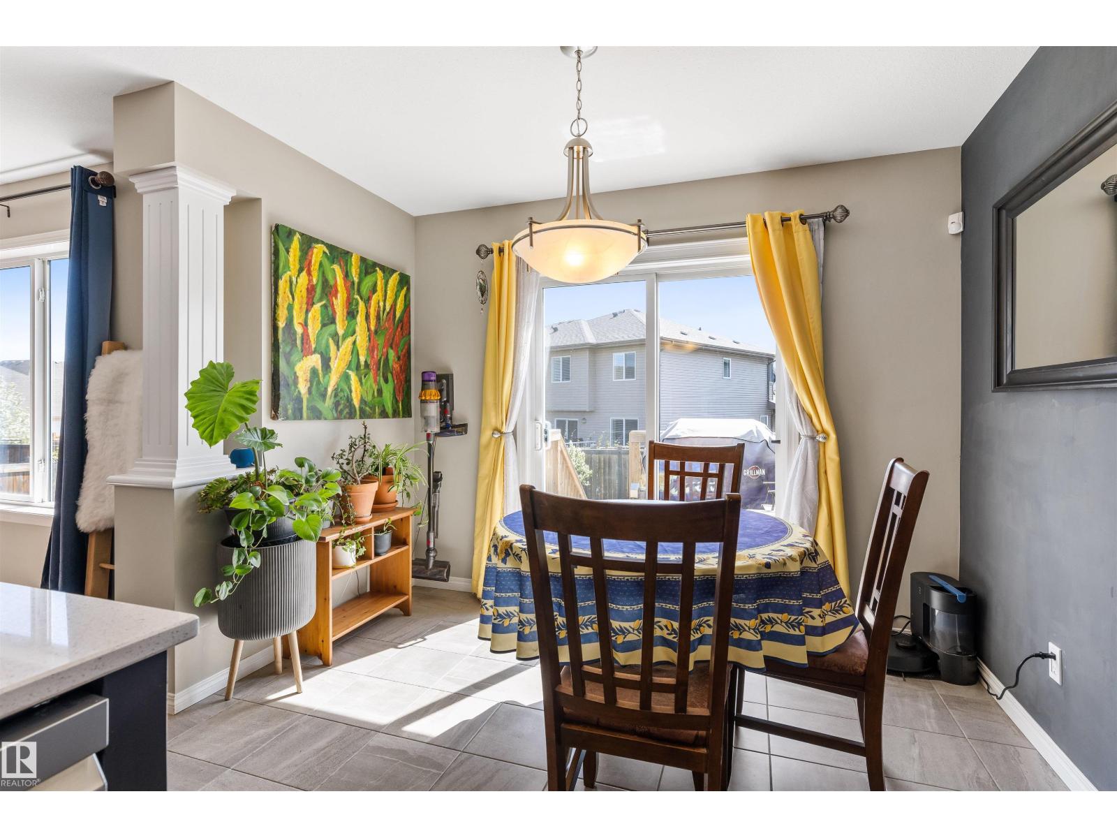 12827 207 ST NW - 10